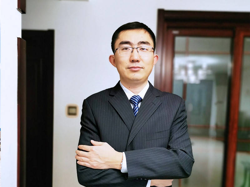 Song Yang（Représentant en chef）